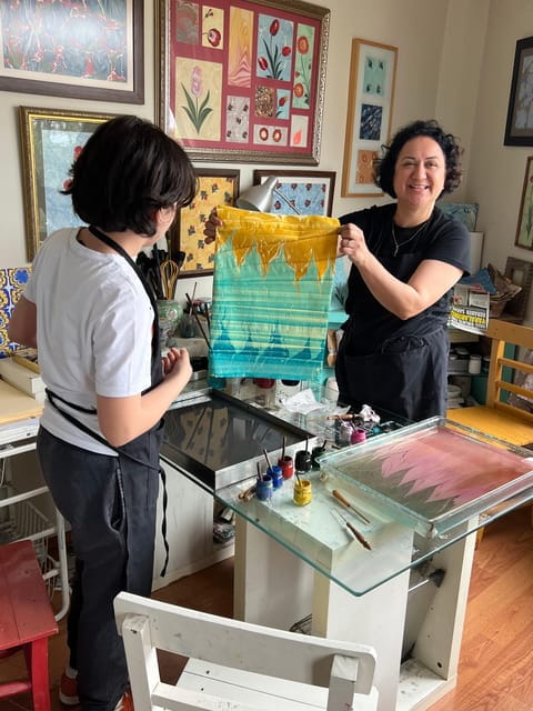 Turkish Marbling Paper Ebru Art Workshop - Learning the Art: Techniques and Designs