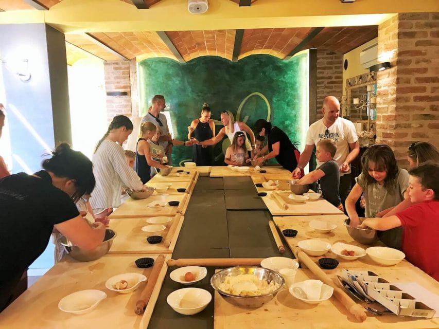 Tuscany: Cake and Biscuit Cooking Class for Kids - Who This Experience Is Perfect For