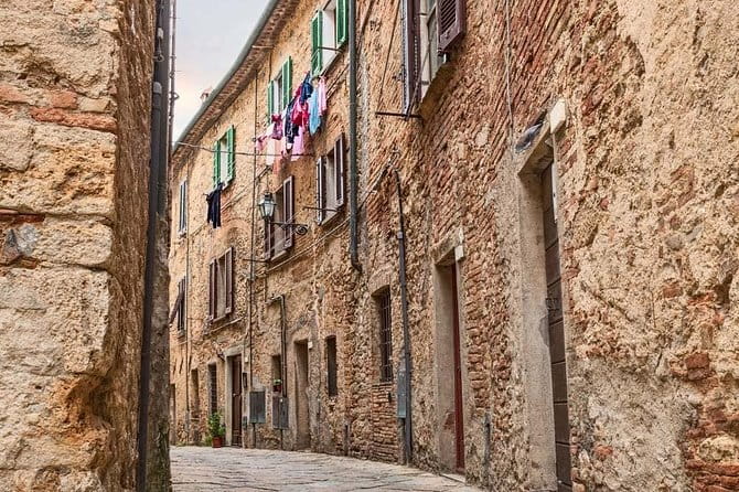 Tuscany countryside from Livorno: Private Volterra, San Gimignano & Wine Tasting - Why You’ll Love This Tour