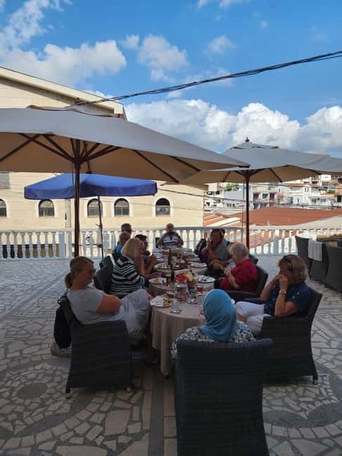 Ulcinj: Local taste. Breakfast, Lunch or Dinner - The Dining Experience: Homemade Food at Its Best