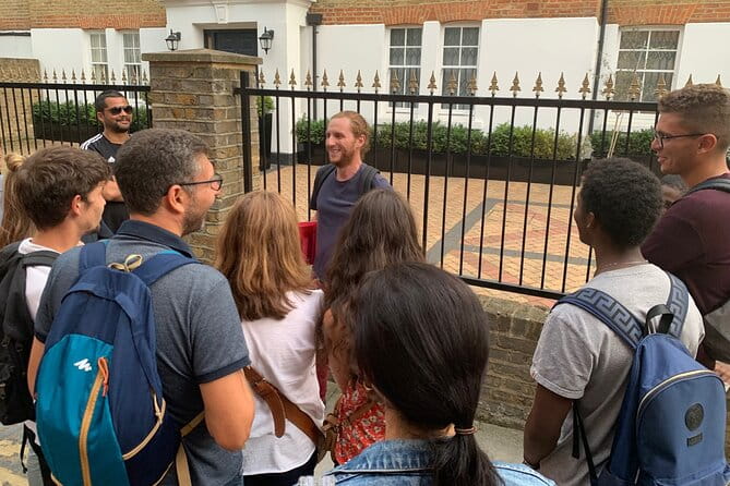 Unusual London Guided Tour - Entering London’s Hidden Corners