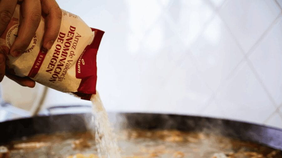 Valencia: cook your paella in Russafa - Who Would Love This Experience?