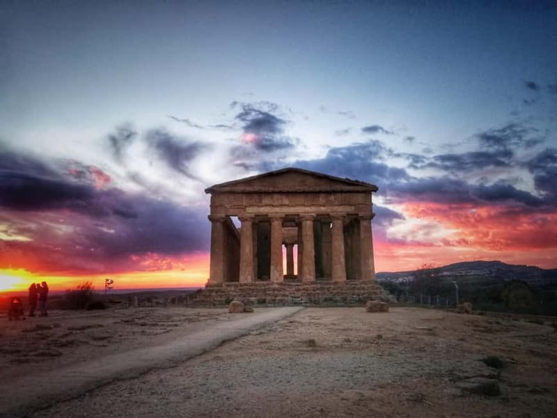 Valley of the Temples at sunset and Wine Tasting at night - Experiencing the Valley of the Temples at Sunset