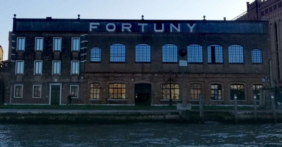 Venice: Giudecca Island Discover Walking Tour - What Youll See and Experience