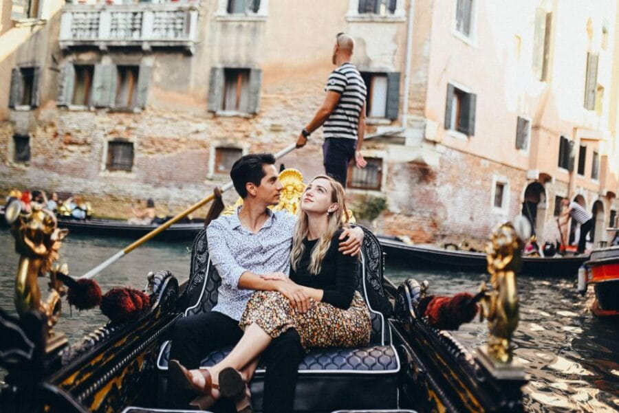 Venice: the best couples photoshooting - Exploring Venice through a private photoshoot: What you need to know