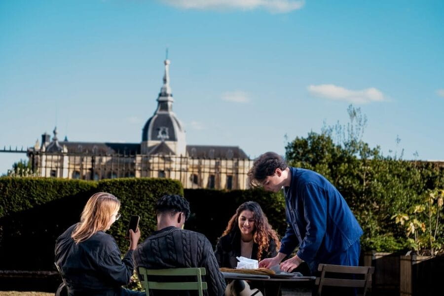 Versailles: Farmers Market Food Tour by a Culinary School - FAQ