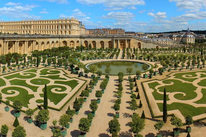 Versailles Palace, Gardens & Estate Priority Entrance Audio Tour - The Sum Up