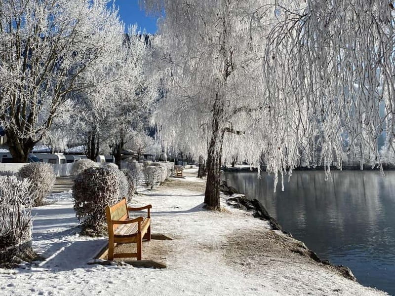 Vienna: Daytrip Zell am See and Kaprun glacier - Ascending the Alps: Cable Car to the Peaks