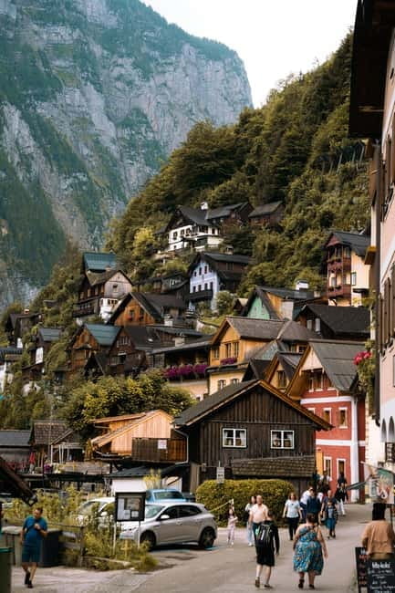 Vienna: Hallstatt Day Trip with Alpine Views - How This Tour Stands Out