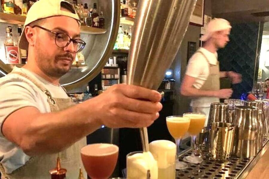 Vienna Nightlife: Food, Wine, Cocktails and Rooftop Bar Tour - Who This Tour Is Perfect For