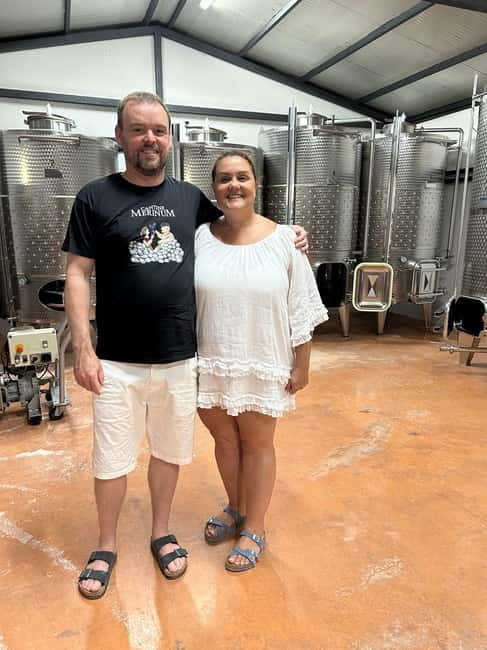 Vieste: Wine Tasting & Vineyard Walk to Cantine Merinum - Tasting Award-Winning Wines and Olive Oil