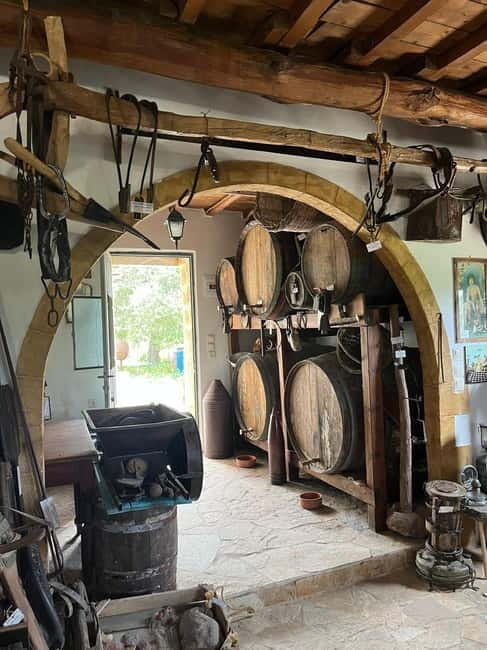 Village life & Cretan cookery lesson - Cooking with locals and enjoying a traditional meal