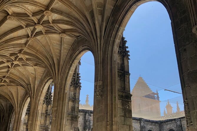 Visit to the Cathedral of Santiago with Roofs and Optional Portico - Optional Portico of Glory: Sculptural Marvel