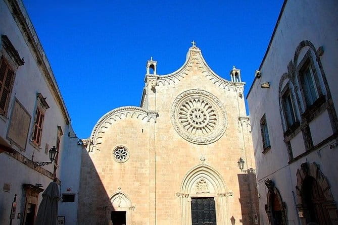 Walking tour Ostuni "the white city" - The Cathedral of Santa Maria dell’Assunta: The Town’s Focal Point