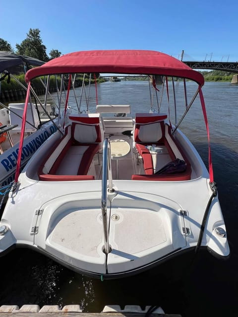 Warsaw: Vistula River Cruise with Your Music & City Views - Who Should Book This Experience?