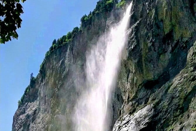 Waterfall Lauterbrunnen CLOY Pier Iseltwald Interlaken Private - Entering the Scenic Realm of Switzerland