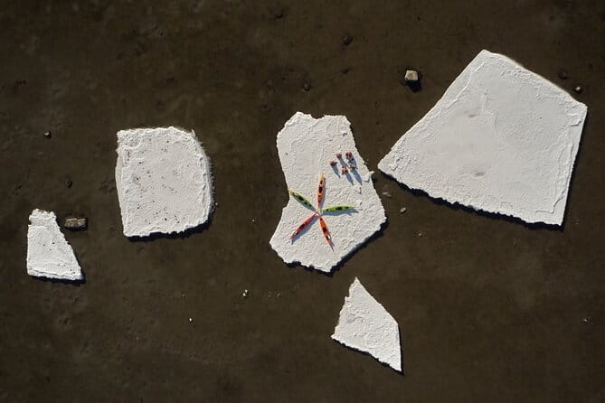 Winter kayaking in Eastern Helsinki archipelago - When and Who Should Consider This Adventure