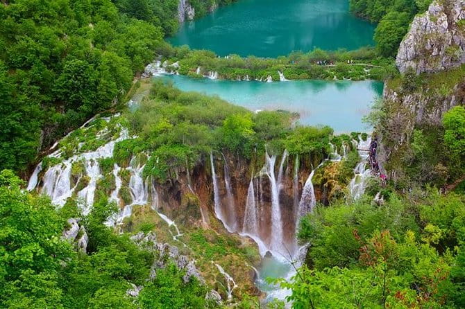 Zagreb to Split private transfer with National park Plitvice lakes guided tour - Managing the Price and What You Get