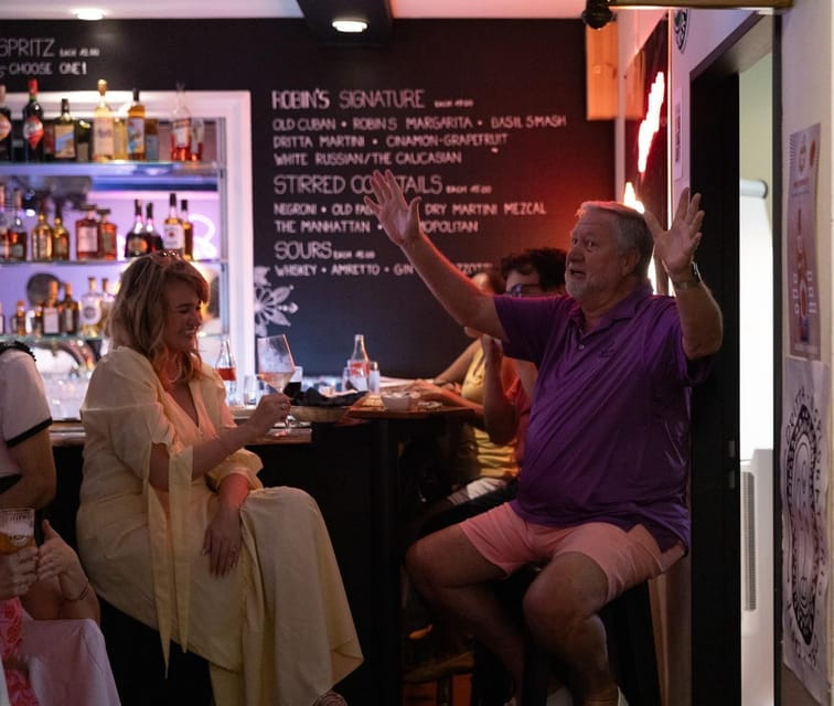 Zürich: Comedy show in old town & Drinks - Entering the Venue: What to Expect