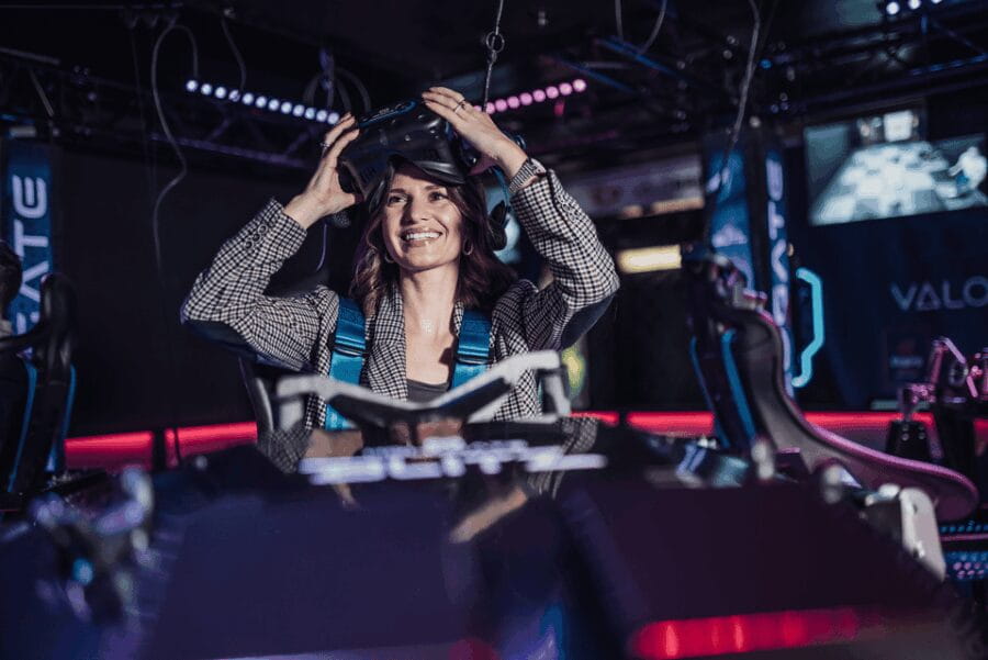 Zurich: Virtual Reality Space Racing Simulator - Who Will Love This