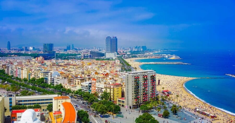 Barcelona: Coastline E-Bike and Wine Tasting Tour - The Itinerary in Detail: From Streets to Vineyards