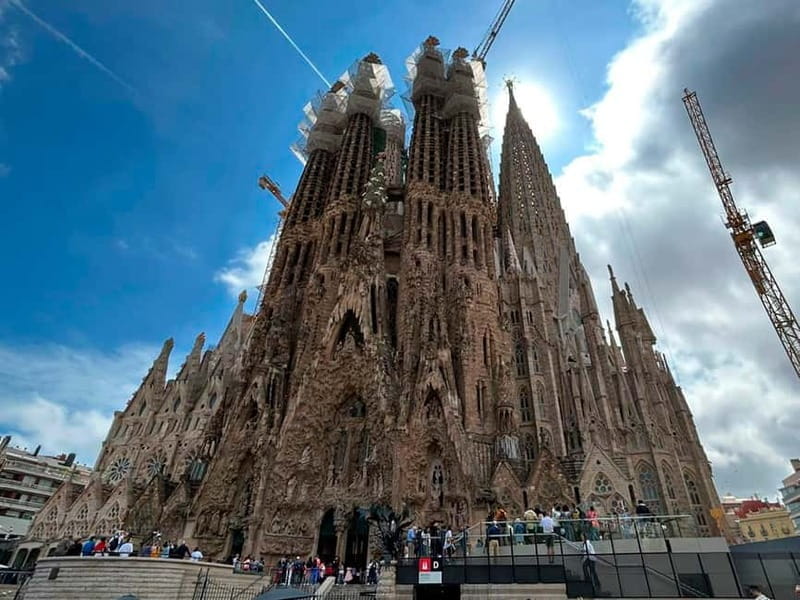 Barcelona: Private DAY TRIP Personalized City Tour - Who Should Consider This Tour?