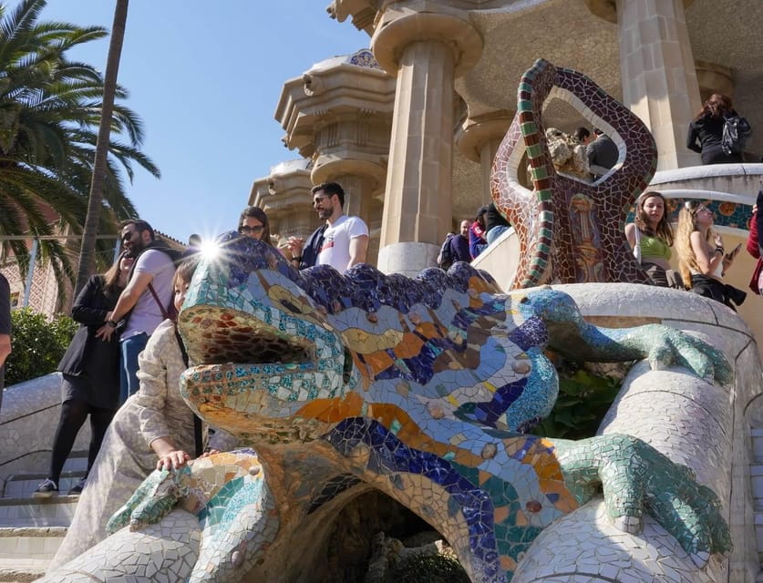Barcelona: Sagrada Familia and Park Güell Tour - Who is This Tour Best Suited For?