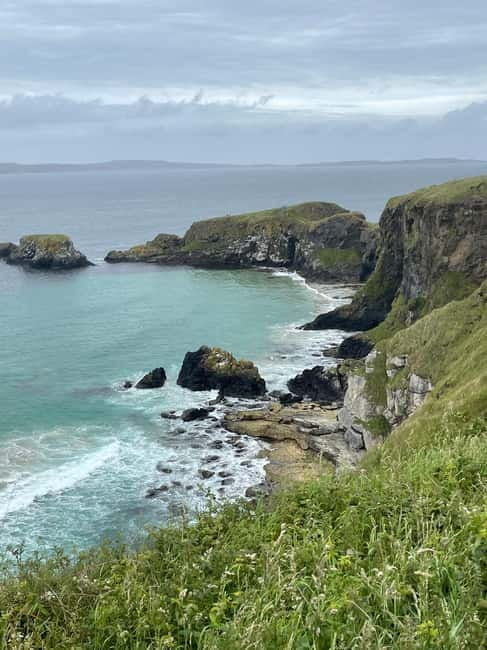 Belfast city & Giants Causeway 16 PAX private Tour - Who Should Consider This Tour?