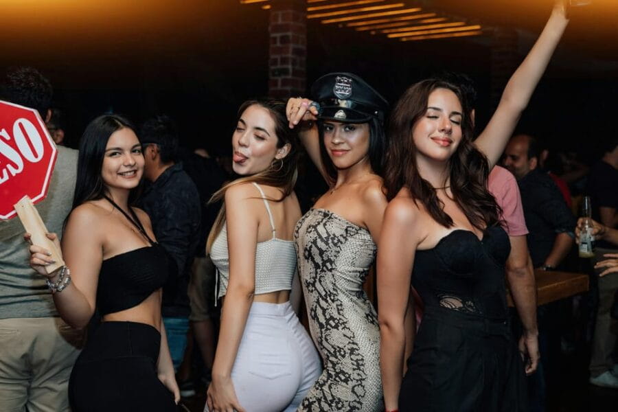 Big Hamburg Pubcrawl - Shots, Games & VIP Bundle - The Sum Up: Is It Worth It?