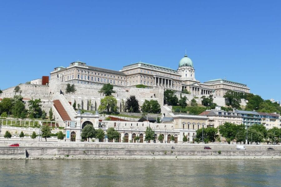 Budapest: Sightseeing Cruise on the Danube - Who Will Love This Experience?