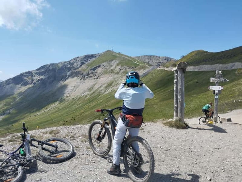 E-bike excursion in Sauze d'Oulx along the Assietta Road at 2,400mt - The Trail: From Forest to Alpine Meadows