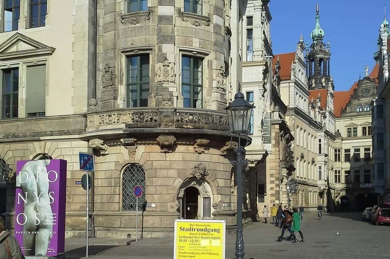 Elbfloren: Historical city tour - Visiting the Landmarks: What You’ll Experience