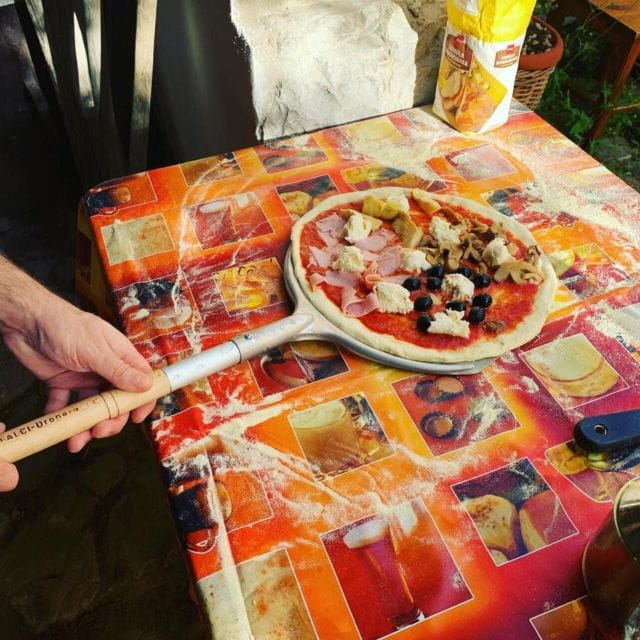 Family Cooking Class: Pizza and Tiramisù from Siena - Exploring the Cooking Class in Depth