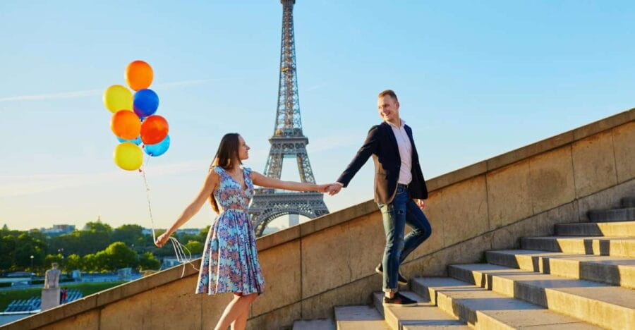 From London: Lunch at Eiffel Tower, Louvre and Notre Dame - A Guided Tour of Paris’s Most Famous Landmarks