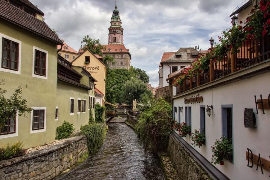 From Prague: eský Krumlov Full-Day Tour with Pickup - Exploring Cesky Krumlov Castle: A Highlight