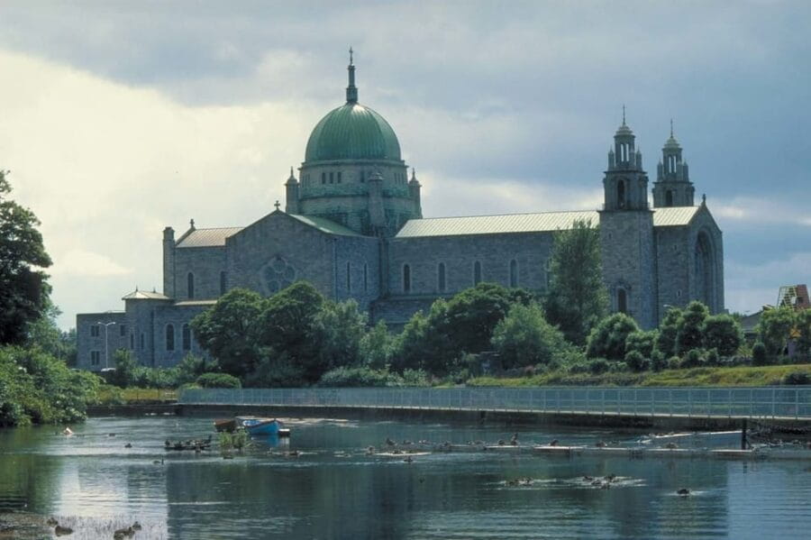 Galway: Best of Galway City & Claddagh Walking Tour - The Value of a Guided Tour in Galway