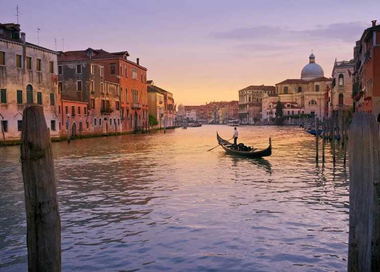 Gondola Serenade: Romance on Venetian Waters Private - Sunset and Atmosphere: A Night to Remember