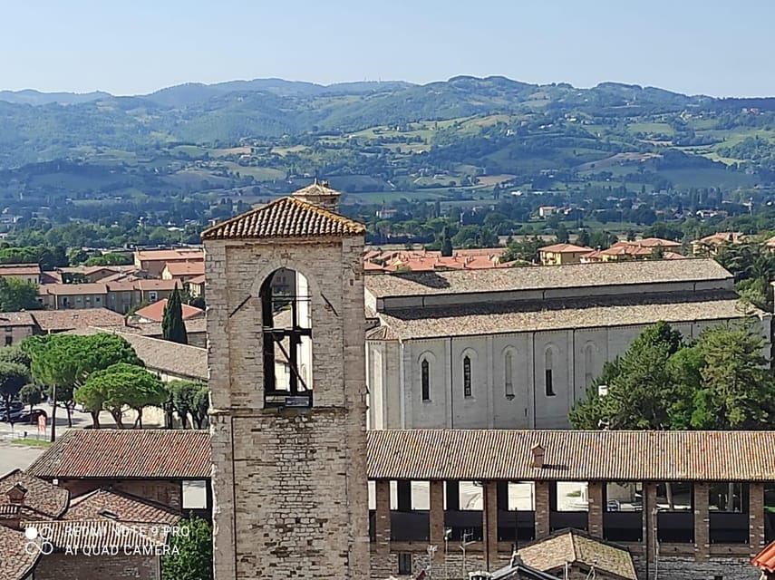 Gubbio guided tour with lunch & Visit of Sant'Ubaldo Church - Food and Wine: A Tasty Taste of Umbria