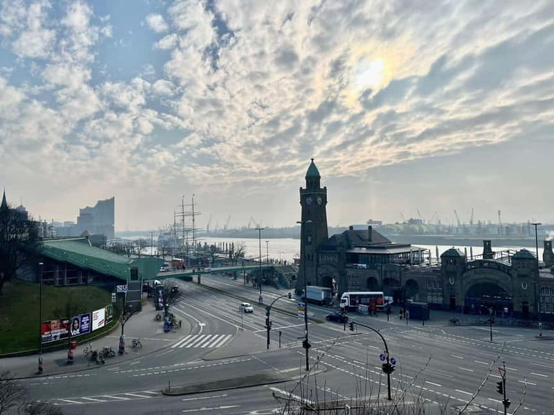 Hamburg Traditional Food Tour: Full Meal and Drinks - Price and Value Analysis