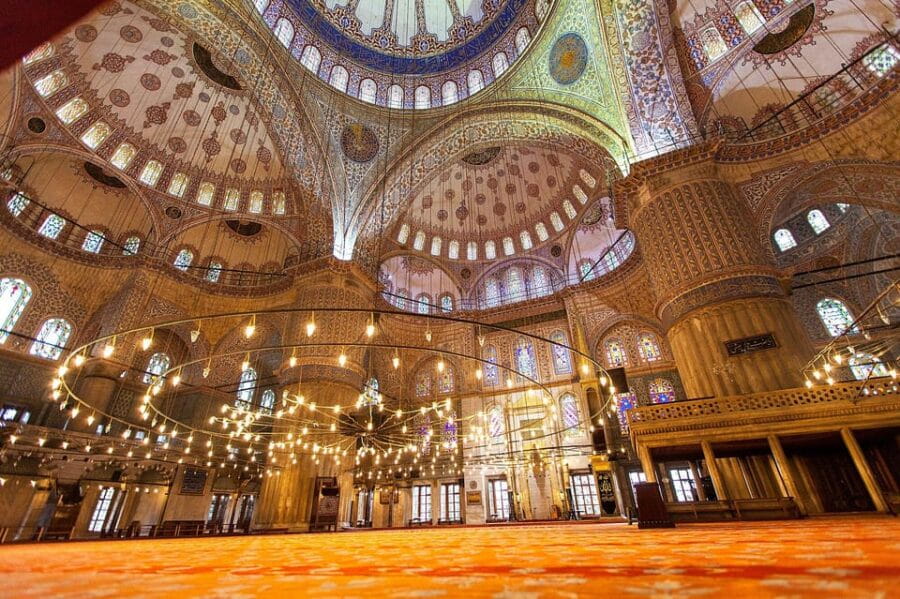 Istanbul: Hagia Sofia, Blue Mosque, and Grand Bazaar Tour - Who Is This Tour Best For?