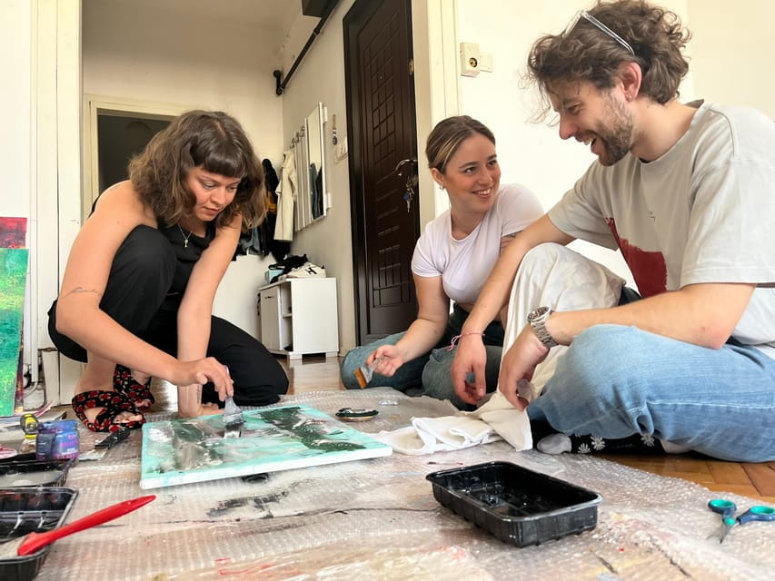 Istanbul: Wine and Paint Workshop with Turkish Fabrics - The Artistic Journey: Blending Fabrics with Abstract Painting