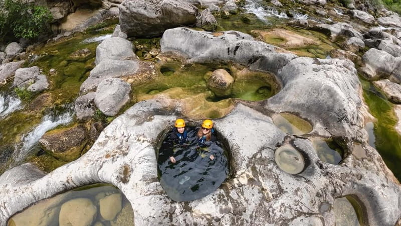 Iz Omisa/Zadvarija: Extremni Canyoning na rijeci Cetini - Key Points / Takeaways