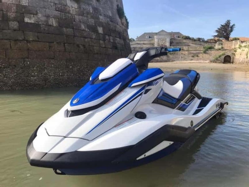 Jet-ski Tour 1 hour île de Ré - Who should consider this jet-ski tour?