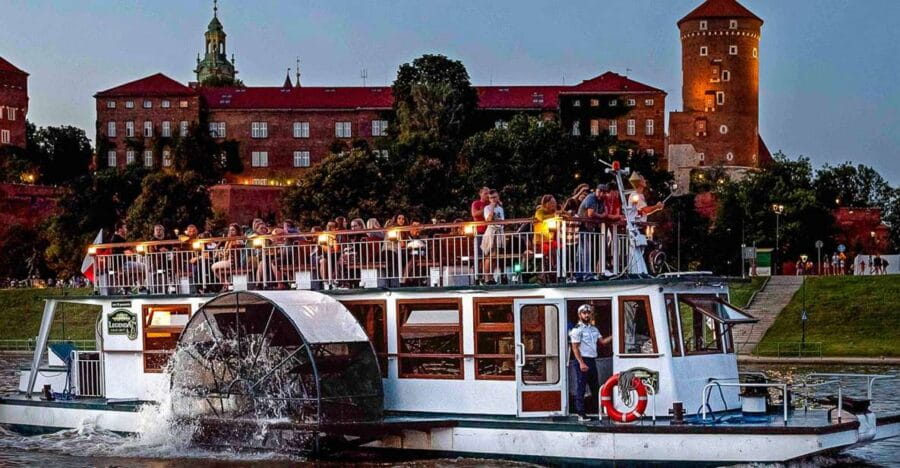Krakow: Sightseeing Cruise by Vistula River - FAQs