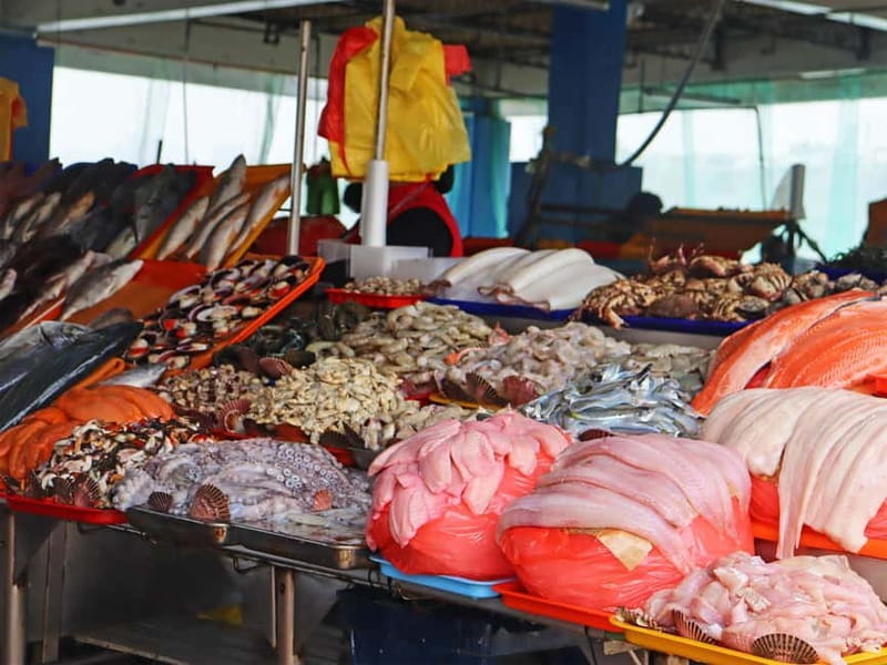 Lima: Food Tour with History, Culture, and Local Cuisine - Who Should Consider This Tour?