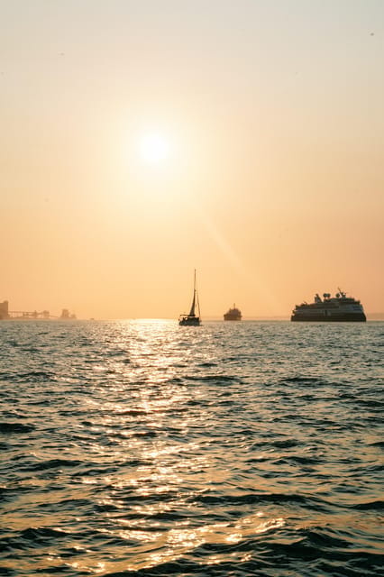 Lisbon PRIVATE Cruise - Fun, Friends and Unique Moments - Who This Tour Suits Best