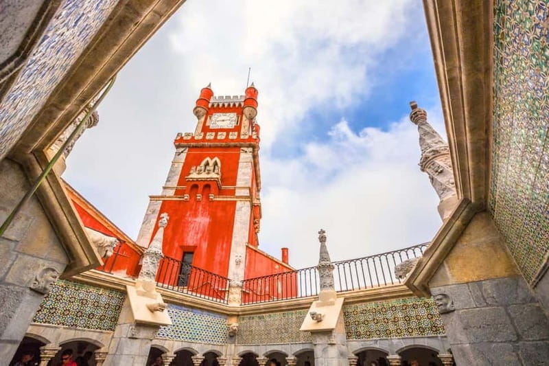 Lisbon: Sintra, Pena, Cascais & Cabo Day Tour with Tickets - Winding Through Sintra’s Charming Streets
