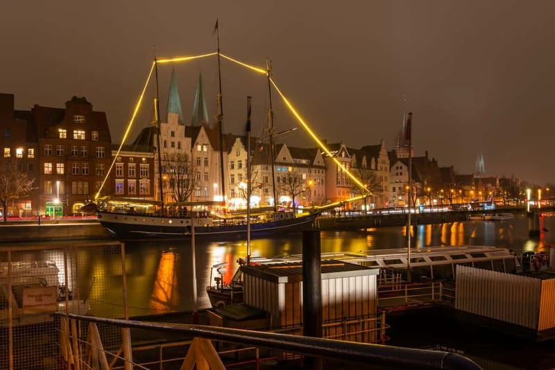 Lübeck: Christmas Market and Historical City Tour - Exploring Lübeck’s Top Christmas Sights