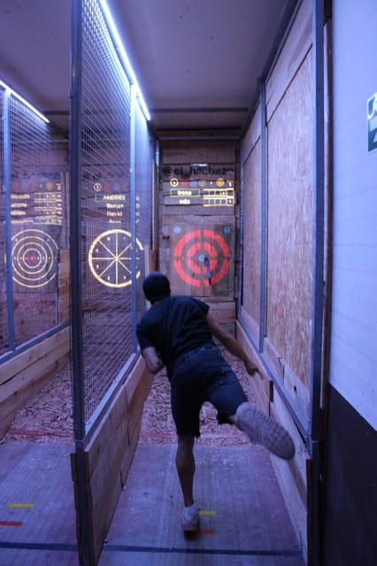 Madrid Atocha : Interactive Axe Throwing 2h - FAQs