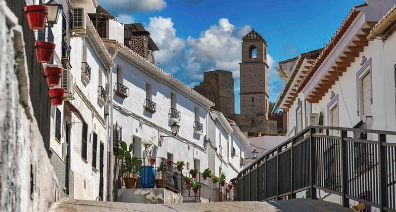 Málaga: Caminito del Rey and Álora Village Tour with Tapas - Why This Tour Delivers Value (And Who It’s For)